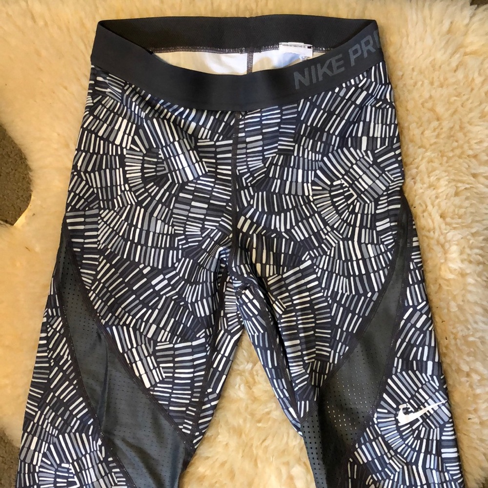 Nike dry fit leggings EUC